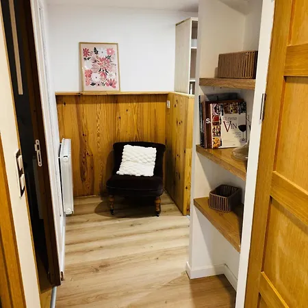 Apartment Bievroise Break Charming House Bievres